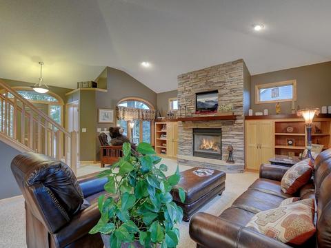 1364 Cobblestone Rd N, Champlin, MN 55316 photo 8