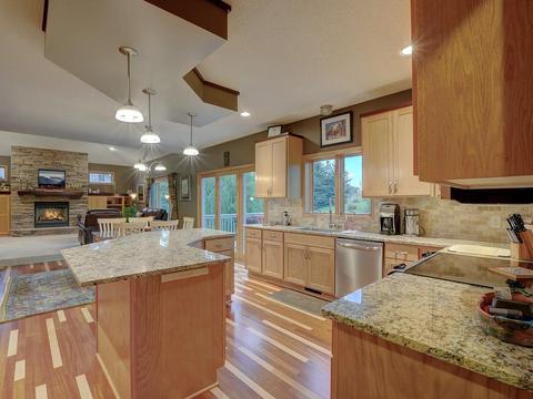 1364 Cobblestone Rd N, Champlin, MN 55316 photo 10