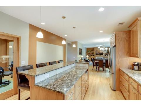 663 Waterview Cv, Eagan, MN 55123 photo 6