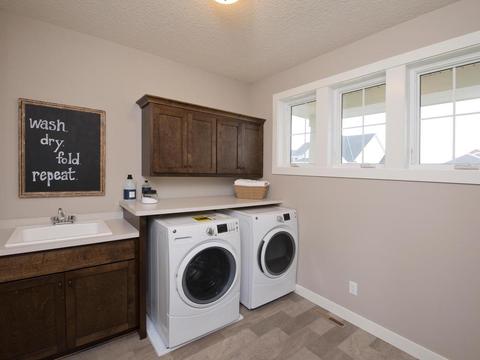 4256 Millstone Dr, Chaska, MN 55318 photo 5