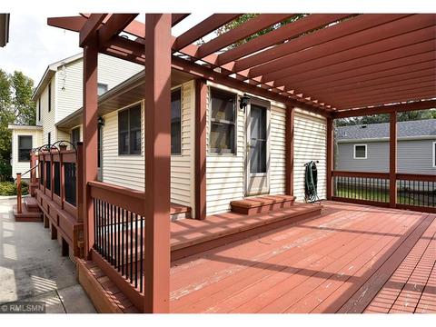 1017 6th St NW, Faribault, MN 55021 photo 4