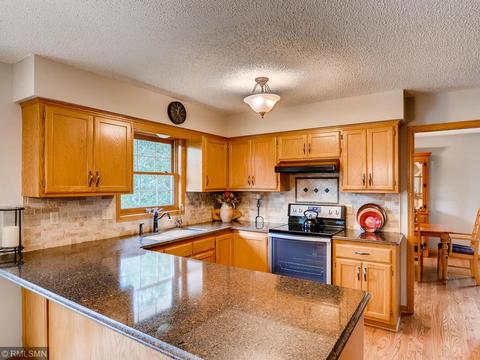 739 Camberwell Dr, Eagan, MN 55123 photo 10