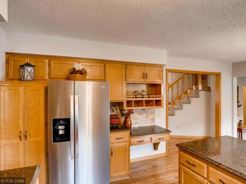 739 Camberwell Dr, Eagan, MN 55123 photo 13
