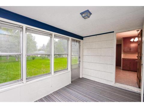 9236 Riverview Ave, Bloomington, MN 55425 photo 8