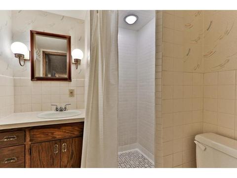 9236 Riverview Ave, Bloomington, MN 55425 photo 15
