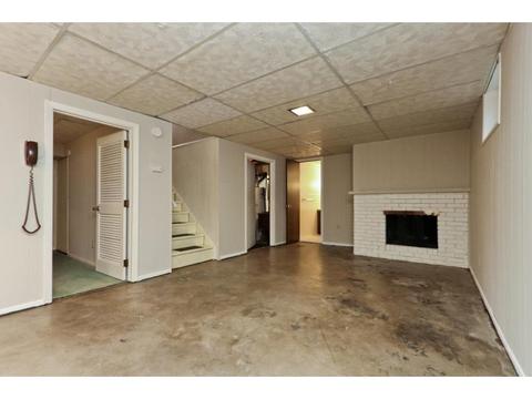 9236 Riverview Ave, Bloomington, MN 55425 photo 13
