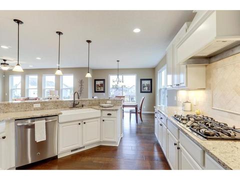 1326 Shadow Creek Curv, Eagan, MN 55123 photo 11