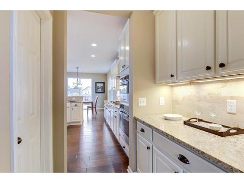 1326 Shadow Creek Curv, Eagan, MN 55123 photo 10