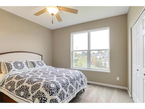 1326 Shadow Creek Curv, Eagan, MN 55123 photo 18