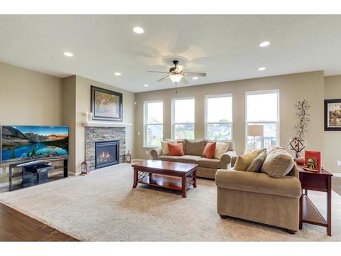 1326 Shadow Creek Curv, Eagan, MN 55123 photo 5