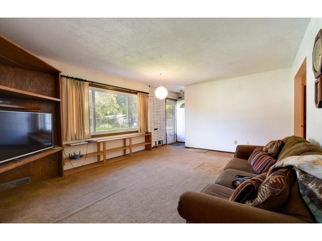 612 E 9th St, Northfield, MN 55057 photo 5