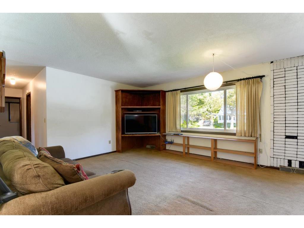 612 E 9th St, Northfield, MN 55057 photo 6