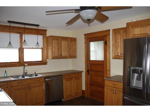 400 Elm Ave, Waseca, MN 56093 photo 7