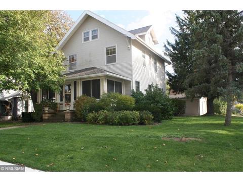 400 Elm Ave, Waseca, MN 56093 photo 2