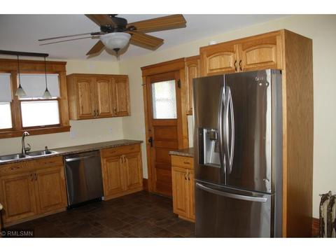 400 Elm Ave, Waseca, MN 56093 photo 8
