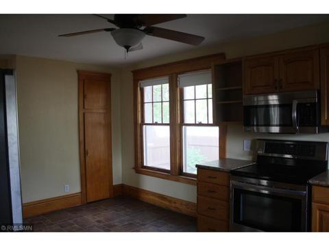 400 Elm Ave, Waseca, MN 56093 photo 9