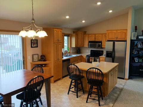 5239 Grouse Ct, Saint Cloud, MN 56303 photo 11