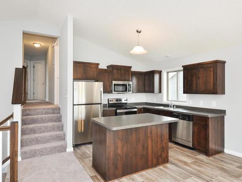 915 Highview Loop SE, Pine City, MN 55063 photo 3