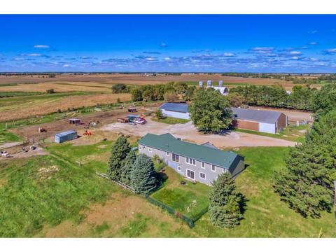 23677 Cable Ave, Winsted, MN 55395 photo 1