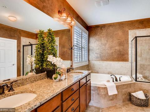 1459 Steeplechase Ln, Eagan, MN 55122 photo 16