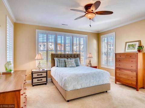 1459 Steeplechase Ln, Eagan, MN 55122 photo 9