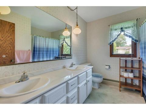 1033 Borgert Ave, Saint Cloud, MN 56303 photo 11