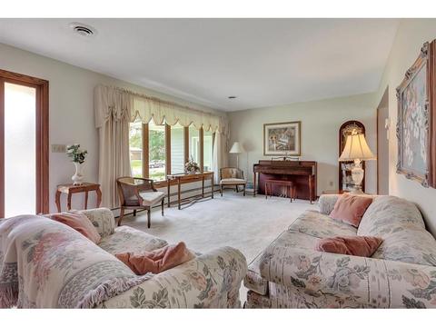 1033 Borgert Ave, Saint Cloud, MN 56303 photo 3