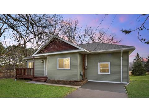 916 Willow St, Brainerd, MN 56401 photo 1