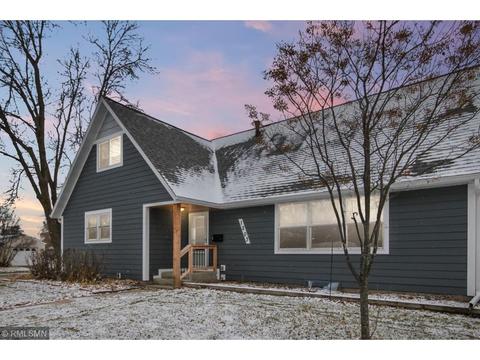 1203 9th Ave NE, Brainerd, MN 56401 photo 1
