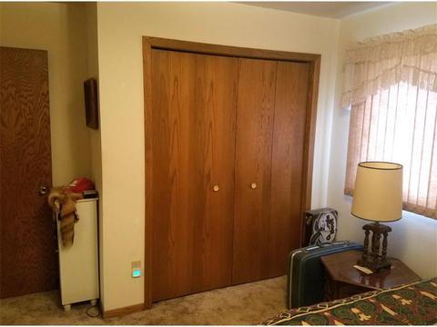 110 E 3rd St, Winthrop, MN 55396 photo 9