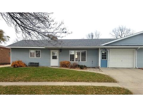 110 E 3rd St, Winthrop, MN 55396 photo 1