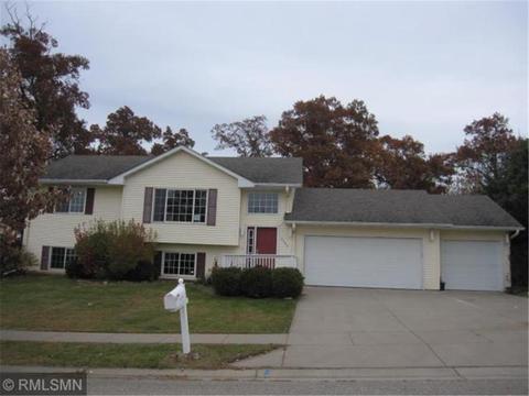 2363 Pineview Ct, Red Wing, MN 55066 photo 1