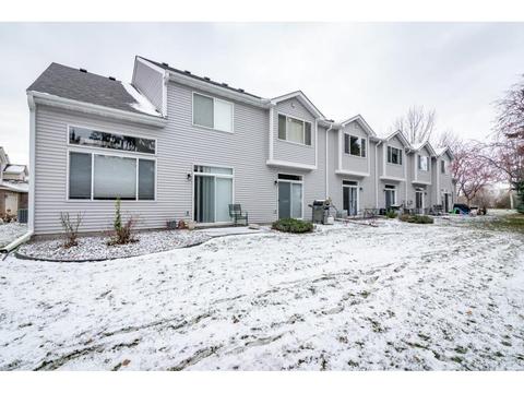 2246 Water Lilly Ln, Eagan, MN 55122 photo 17