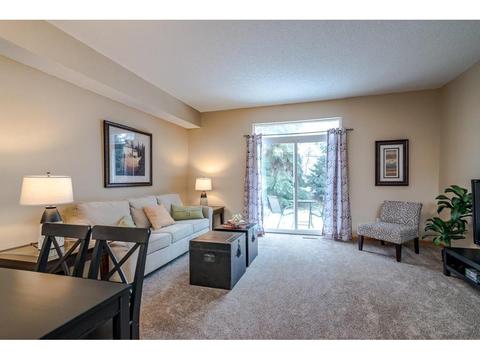 2246 Water Lilly Ln, Eagan, MN 55122 photo 2