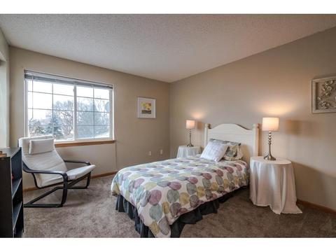 2246 Water Lilly Ln, Eagan, MN 55122 photo 12