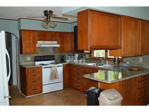 704 E Washington St, Caledonia, MN 55921 photo 7