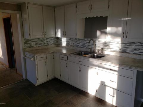 809 S Washington Ave, Spring Valley, MN 55975 photo 8