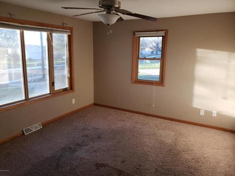 809 S Washington Ave, Spring Valley, MN 55975 photo 3