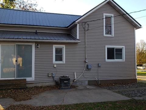 809 S Washington Ave, Spring Valley, MN 55975 photo 2