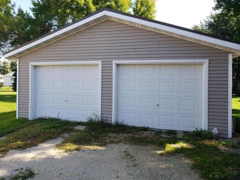 809 S Washington Ave, Spring Valley, MN 55975 photo 5