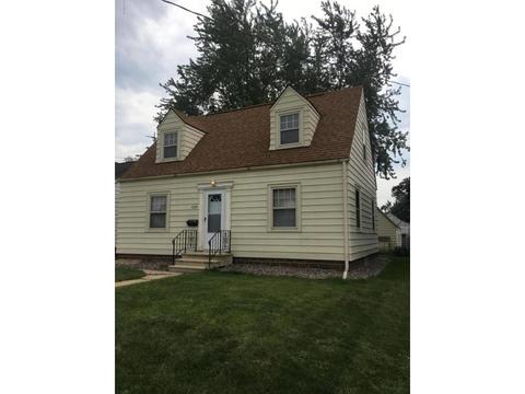 1005 9th Ave SW, Austin, MN 55912 photo 2
