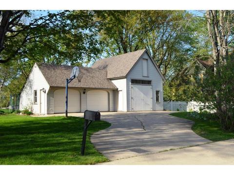375 4th St SW, Plainview, MN 55964 photo 5