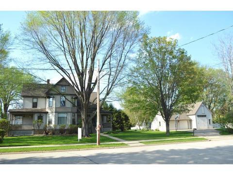 375 4th St SW, Plainview, MN 55964 photo 4