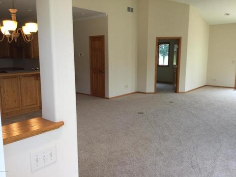 1260 Wright Dr, Albert Lea, MN 56007 photo 5