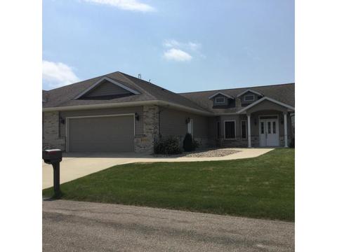 1260 Wright Dr, Albert Lea, MN 56007 photo 1
