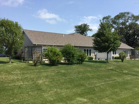 1260 Wright Dr, Albert Lea, MN 56007 photo 2