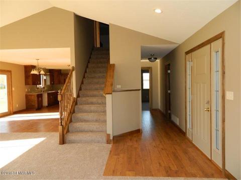 2010 13th Ave NE, Austin, MN 55912 photo 5