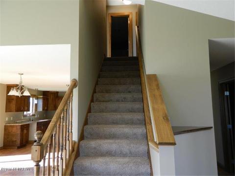 2010 13th Ave NE, Austin, MN 55912 photo 19