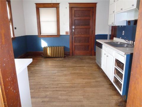 306 4th St, Lyle, MN 55953 photo 10
