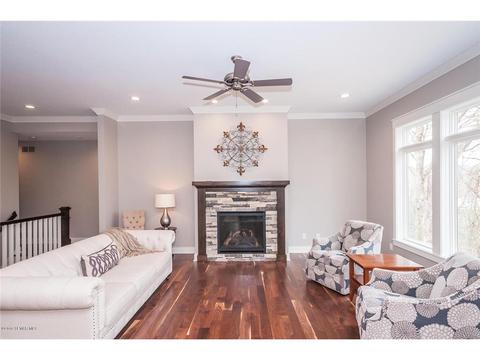720 Timberline Dr SE, Oronoco, MN 55960 photo 4